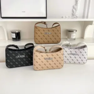 شنطة كتف صغيرة بنقشة